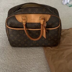 Louis Vuitton hand bag